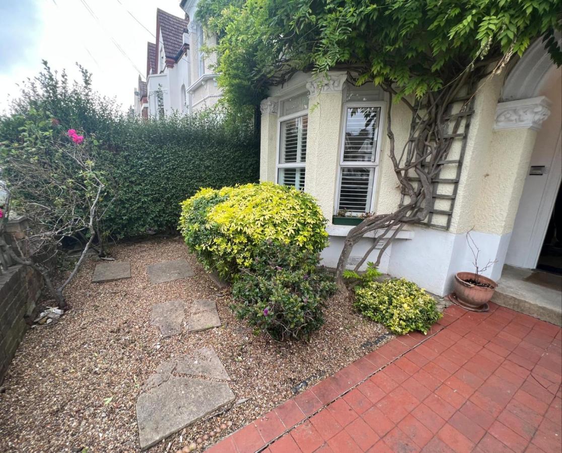Grand Tulse Hill Villa ลอนดอน ภายนอก รูปภาพ